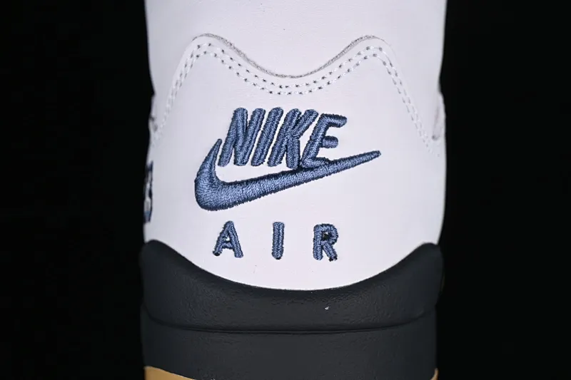 All categories Air Jordan Jordan series basketball shoes Air Jordan 5 A Ma Maniere x Air Jordan 5 Retro "Photon Dust" AJ5 Joe 5 light tooth white joint model FZ5758-004